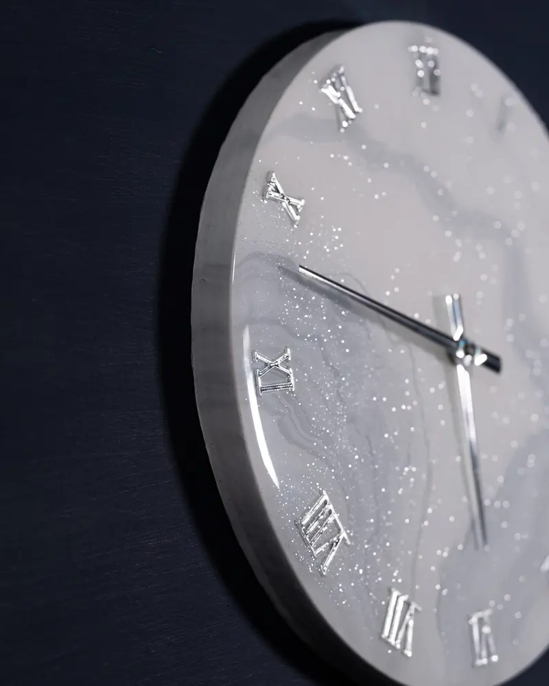 Orologio da Parete in Legno Resina effetto Marmo Carrara con Glitter 30 cm di diametro