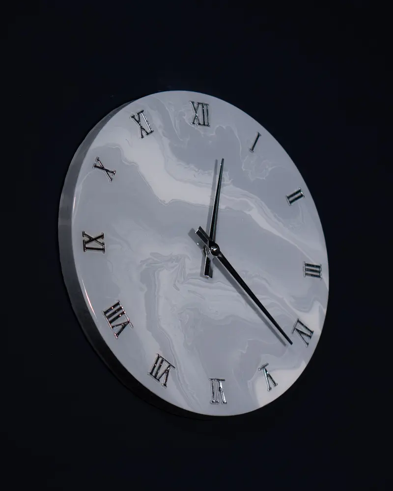 Orologio da Parete in Legno Resina effetto Marmo Grigio 30 cm di diametro