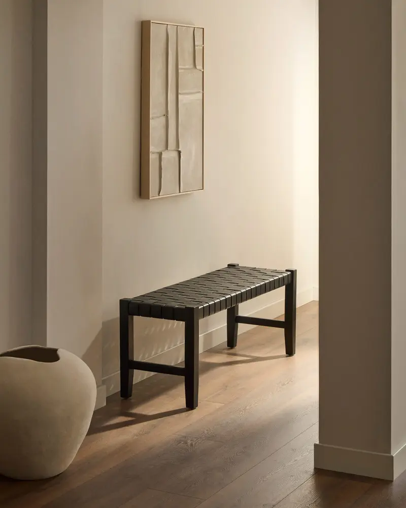 Panca Calixta in pelle e legno massello di mogano con finitura nera 120 cm