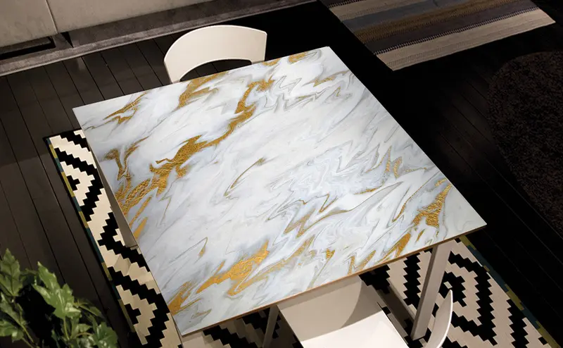 Pellicola tavolo Marble 7 – Rivestimento adesivo effetto marmo scuro