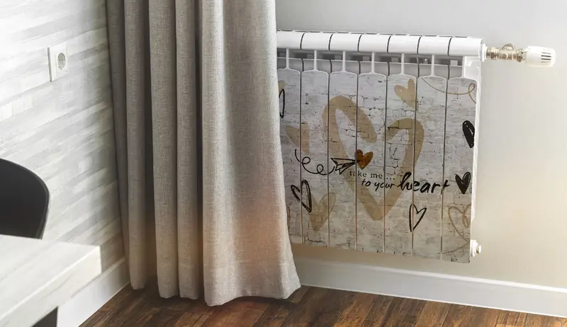 Pellicola termosifoni Gold Heart – Design Romantico Collezione Love