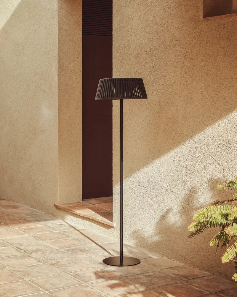 Piantana solare per esterni Aldet in corda piatta con base in metallo nero Ø 46 cm