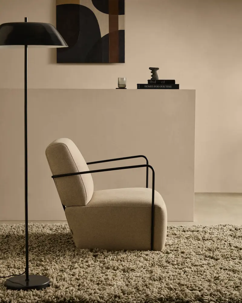 Poltrona Gamer beige e metallo con finitura verniciata nero opaco