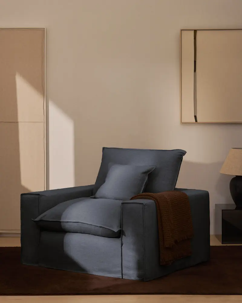 Poltrona sfoderabile Anarela in lino e viscosa grigio scuro 130 cm FSC Mix Credit