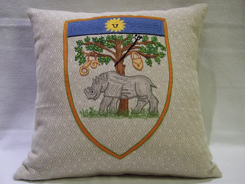 PRECIOUS PILLOW CONTRADA DELLA SELVA