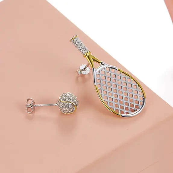 "PreciousTennis" - orecchini preziosi per le tenniste - IN ESCLUSIVA