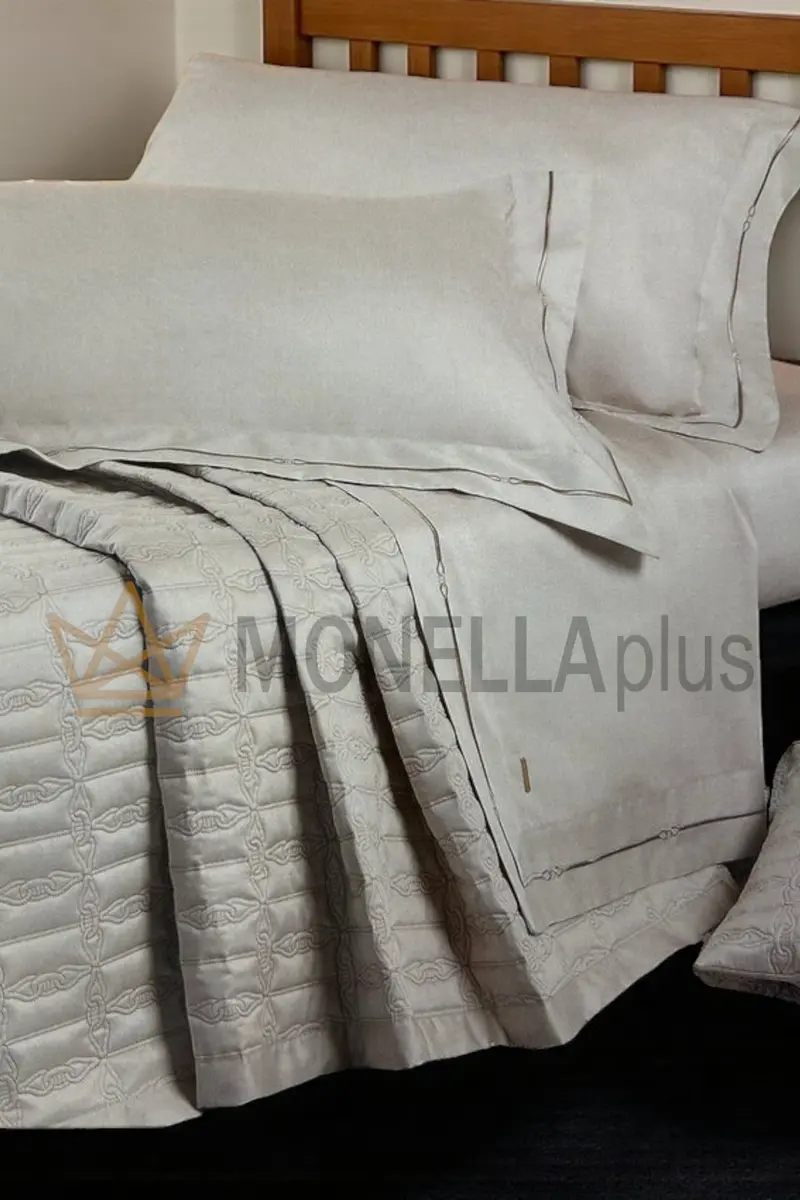 Quilt Prestige 270x270 Ricamato Borbonese