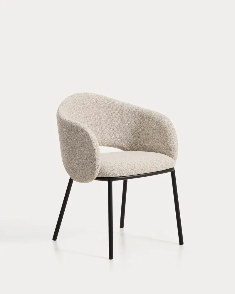 Sedia Maina in ciniglia spessa beige con gambe in acciaio con finitura nera FSC Mix Credit