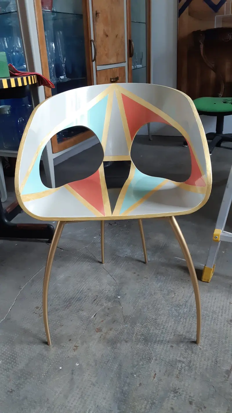 Sedia N°2 - Triangoli