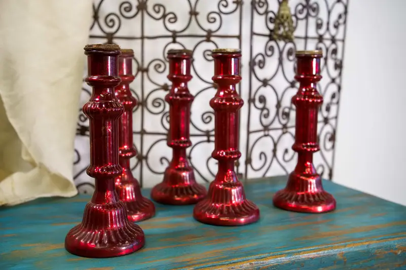 Set 2 Candelabri Vintage in Vetro Rosso Mercurio - Stile Indiano