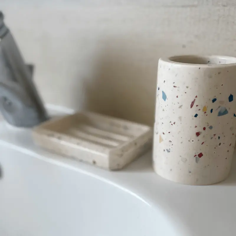 Set Bagno - Porta sapone e porta spazzolini