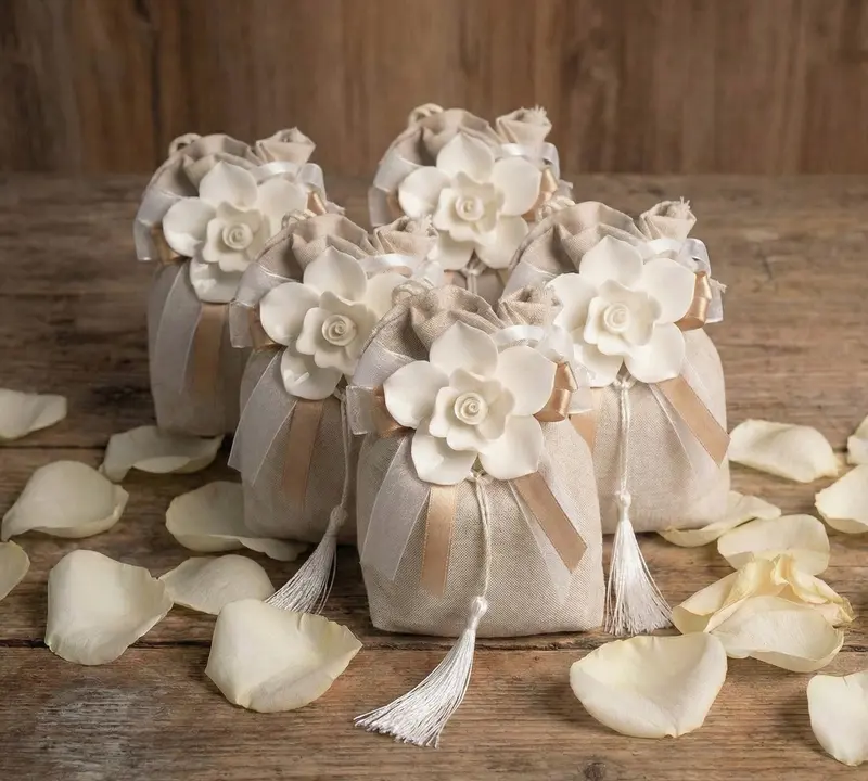 Set sacchetto porta confetti da 5 pz con rosa bomboniera per matrimonio, comunione, cresima, Harmony