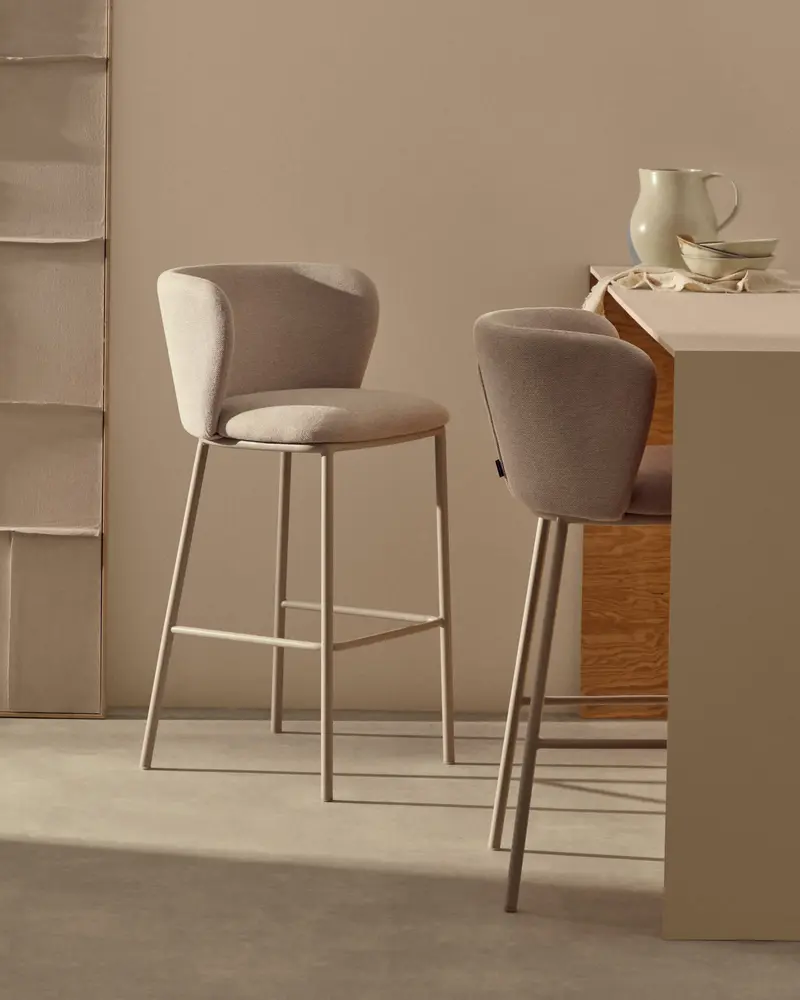 Sgabello Ciselia in ciniglia beige e acciaio beige altezza 75 cm