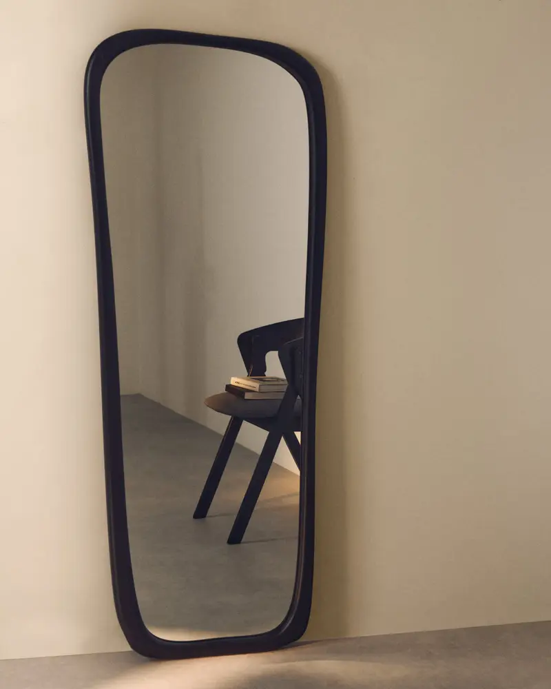 Specchio Alura in legno di teak nero 158 x 61 cm