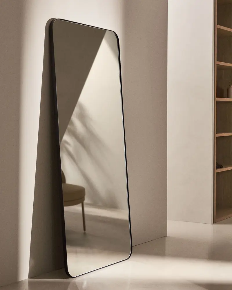 Specchio Marco in metallo nero 80 x 180 cm