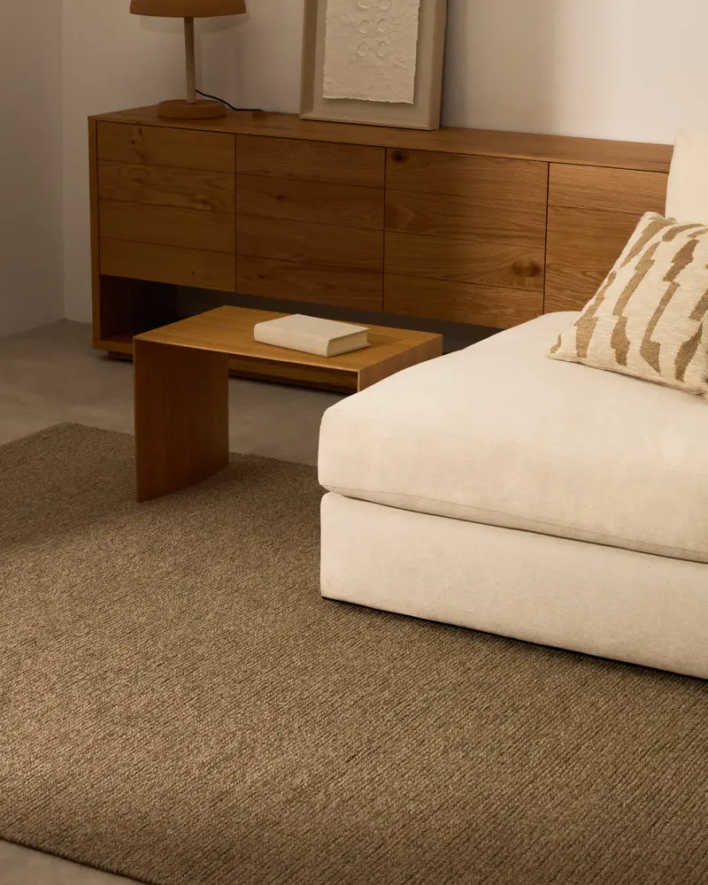 Tappeto Galinda di fibre sintetiche color taupe 160 x 230 cm