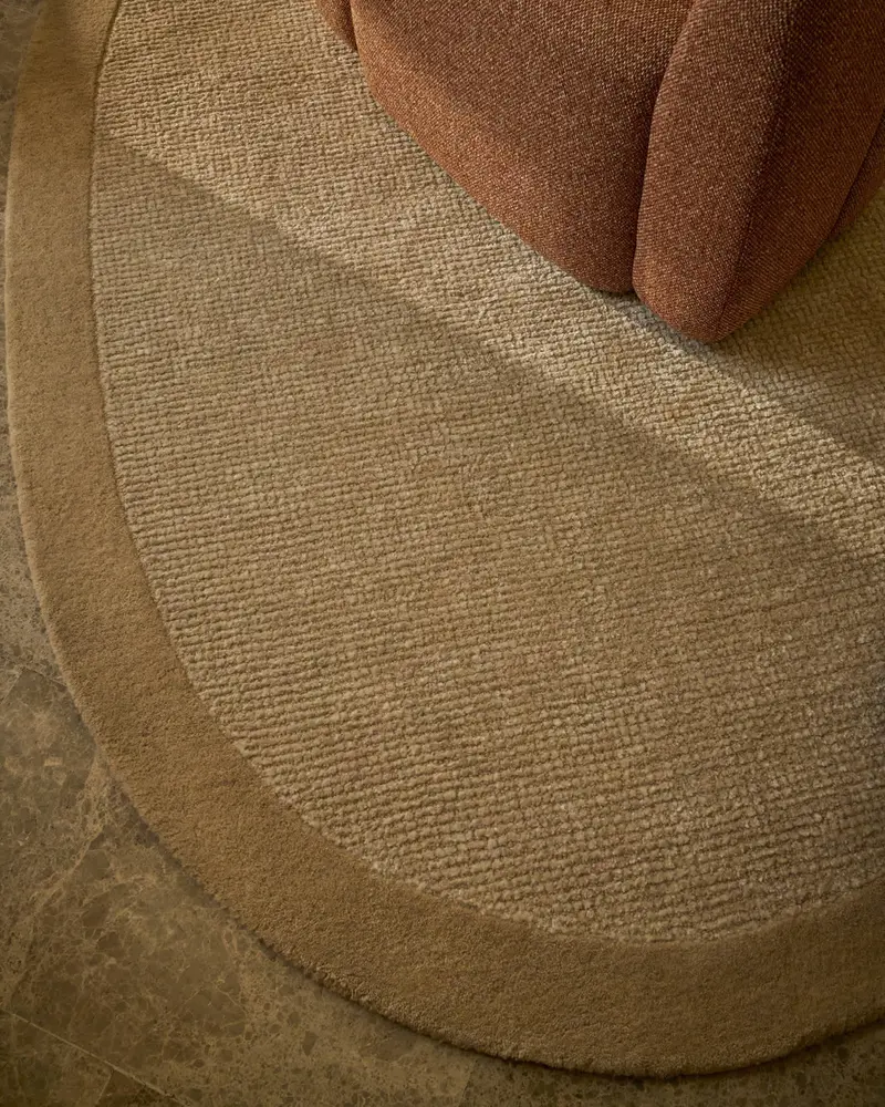 Tappeto Ivena in lana e viscosa beige 160 x 230 cm