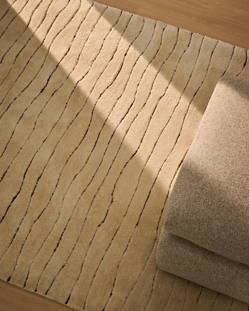 Tappeto Loram in effetto pelo beige 160 x 230 cm