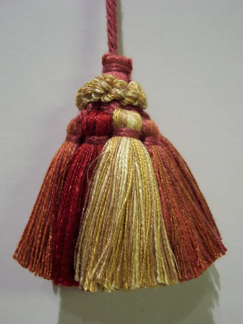Tassel Riviera Mignon