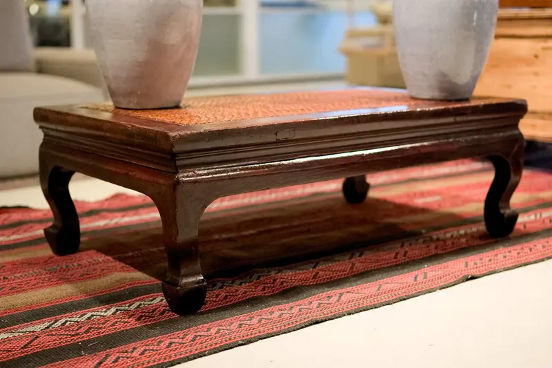 Tavolino Basso Rettangolare in Olmo Laccato - Antiquariato Cinese