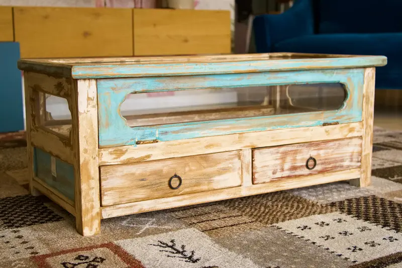 Tavolino da salotto espositore in legno massello di palissandro bianco e azzurro - Stile etnico indiano con vetrina
