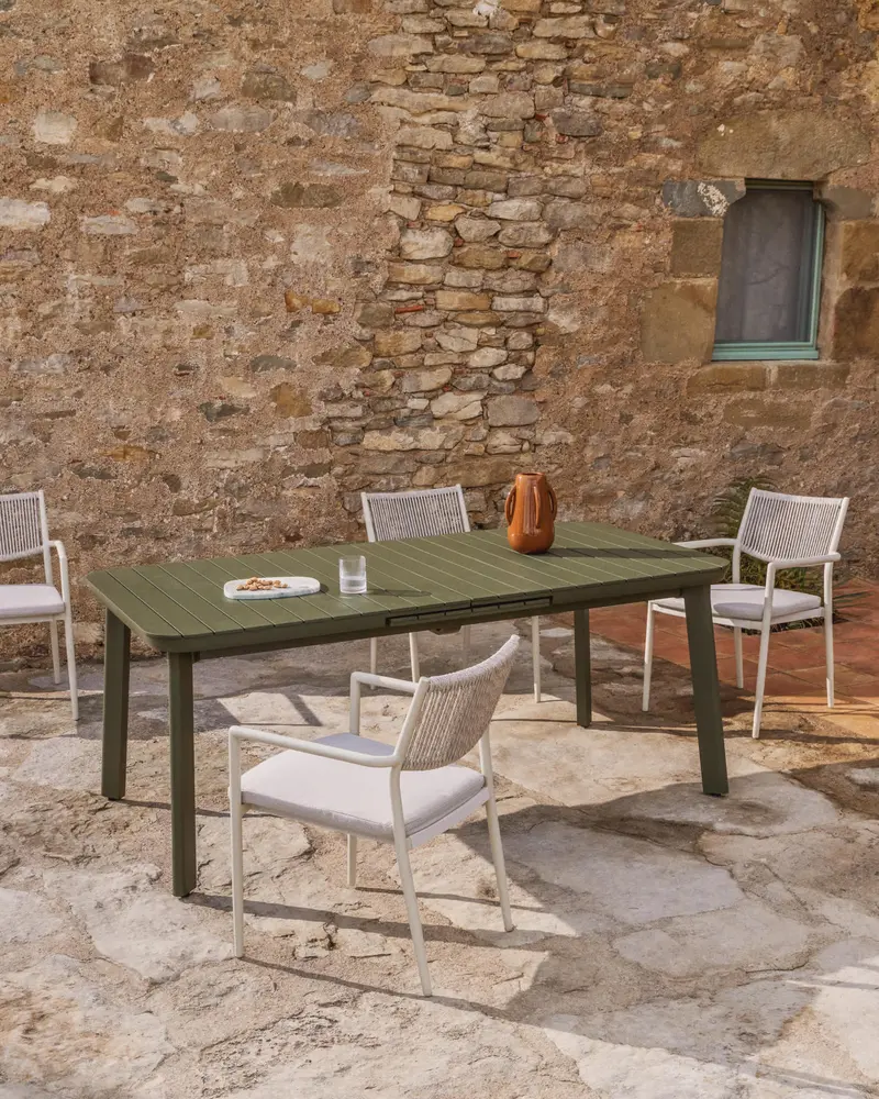 Tavolo allungabile da esterno Izola in alluminio con finitura verde 220 (280) x 100 cm