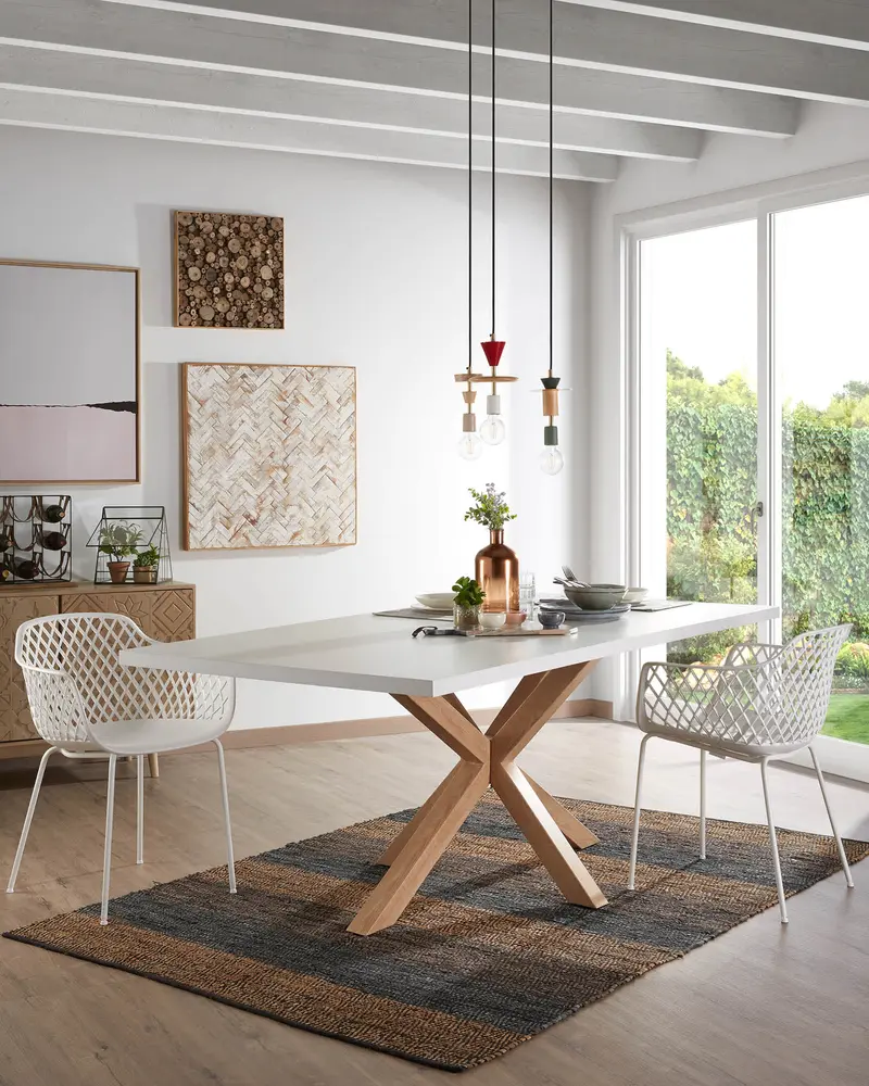 Tavolo Argo di melammina con finitura bianca e gambe in acciaio effetto legno 180 x 100 cm