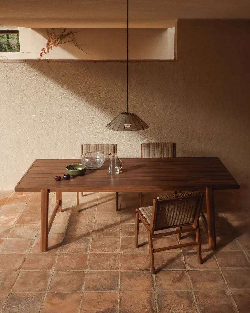 Tavolo da esterni Itani in legno massiccio di acacia 240 x 100 cm FSC 100%