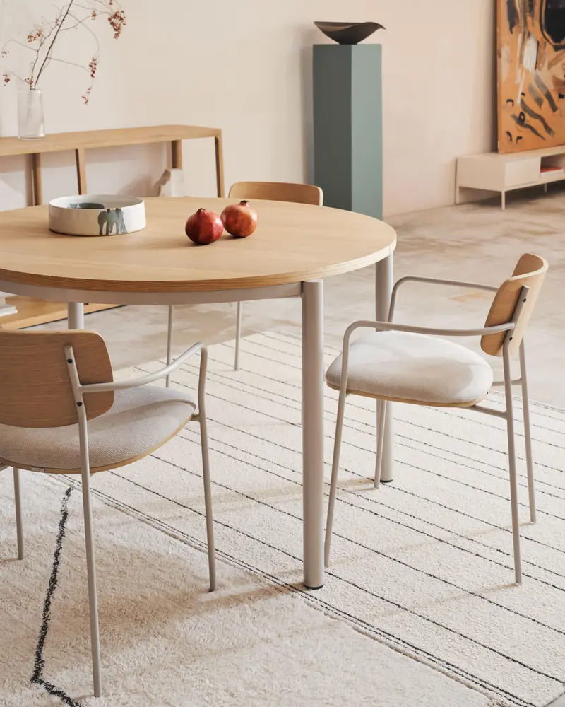 Tavolo rotondo allungabile Montuiri impiallacciatura di rovere e gambe d'acciaio finitura in grigio Ø 120 (200) cm