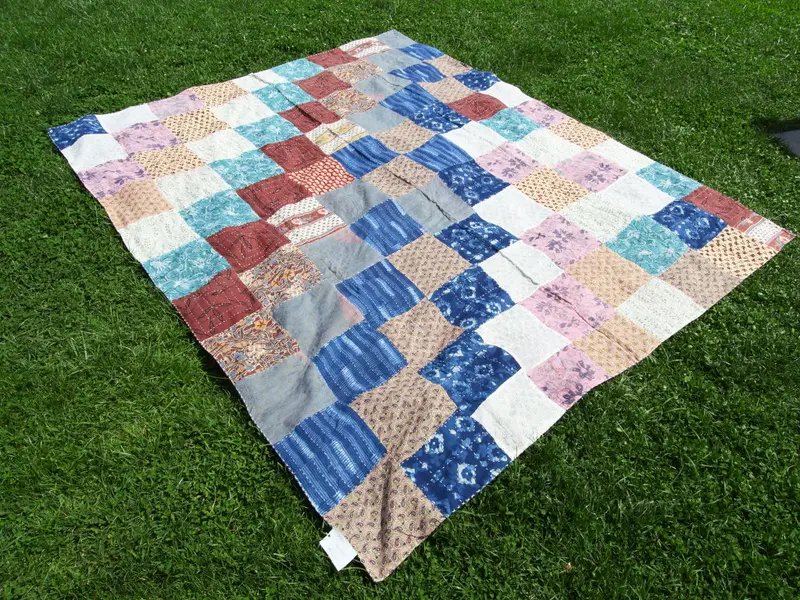 Tessuto Indiano ricamato patchwork   cod.M1559