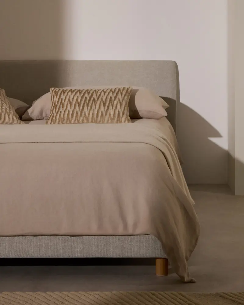 Testiera sfoderabile Valma in ciniglia perla per letto fino a 160 cm