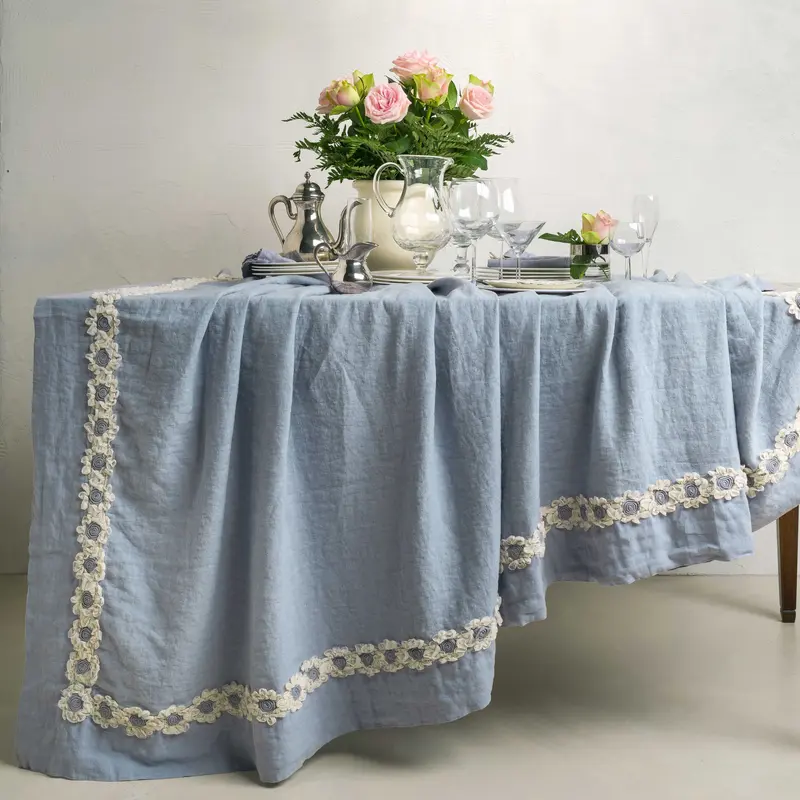 Tovaglia con ricamo Peonie