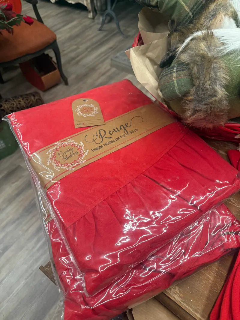Tovaglia Rouge rotonda con volant