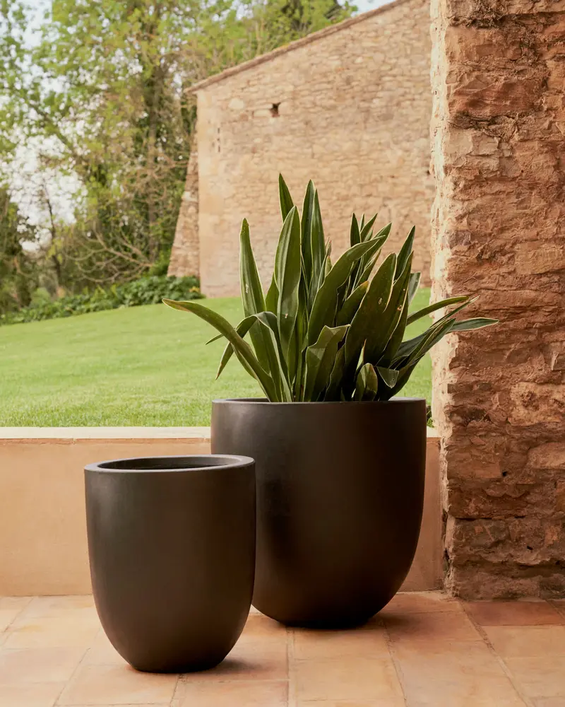 Vaso Aiguablava in cemento nero Ø 39 cm