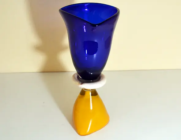 Vaso giallo e blu|L’Egizia regali