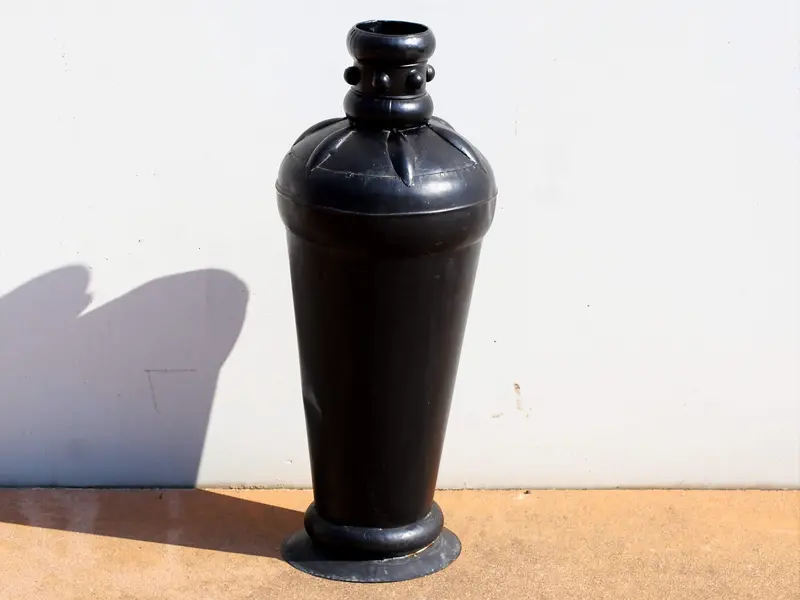 Vaso In Metallo Dipinto cod.VMDN