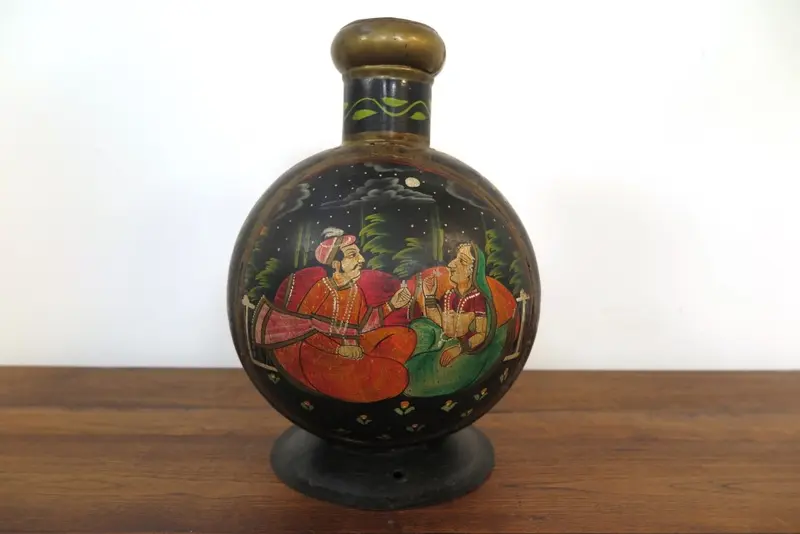 Vaso In Metallo Dipinto cod.VRAJ07