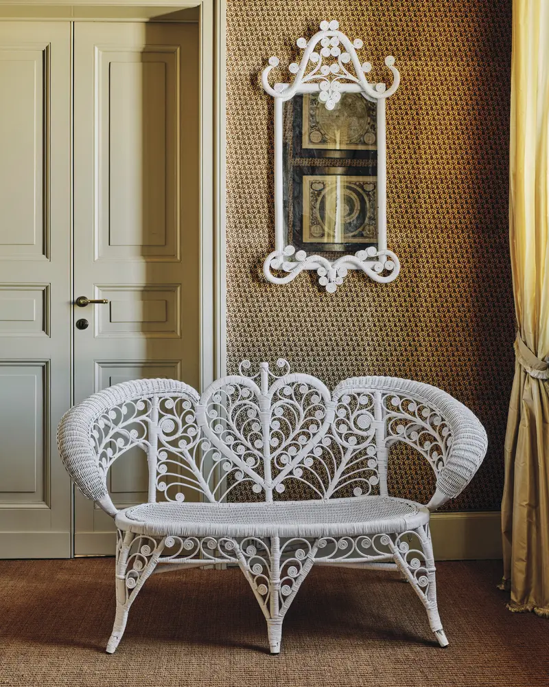 White Peacock-Back Settee & Mirror Set