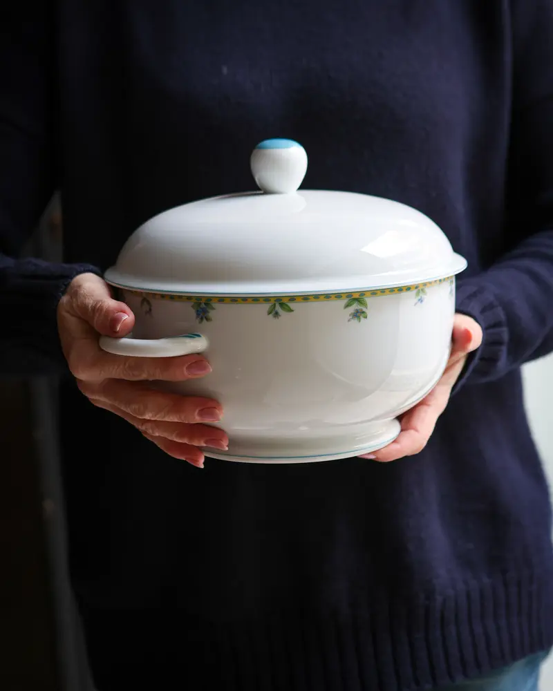 Zuppiera porcellana Limoges J.L coquet mod vieux marseille